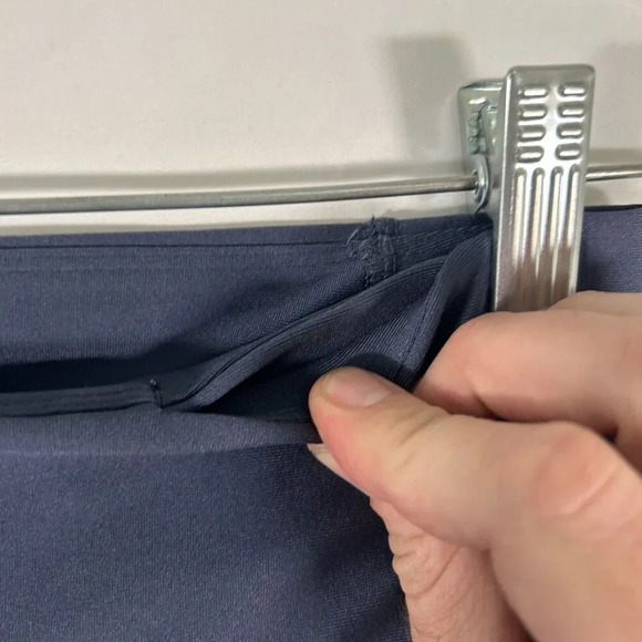 Under Armour Leggings Small Blue Pink Pull On Stretchy Mid Rise Compression - Picture 6 of 9